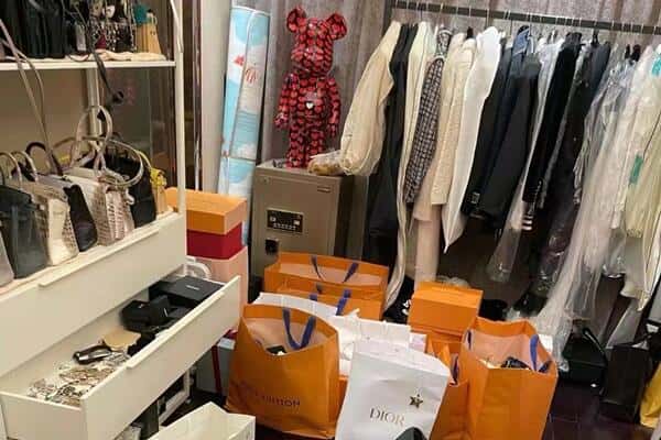 坊子区回收一线品牌衣服